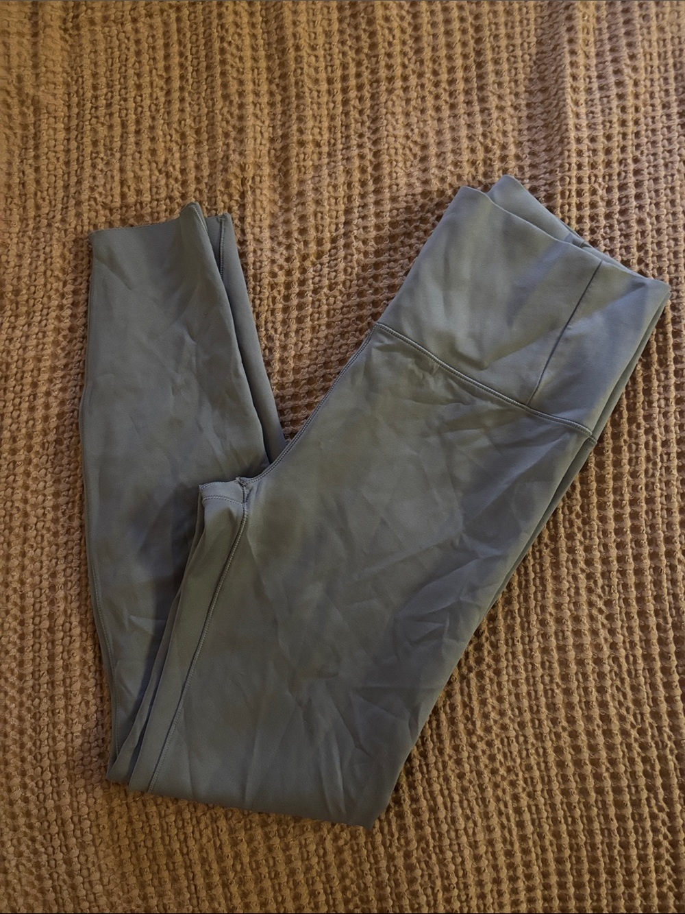 Vuori Women's High-Rise Jeggings in Olive
